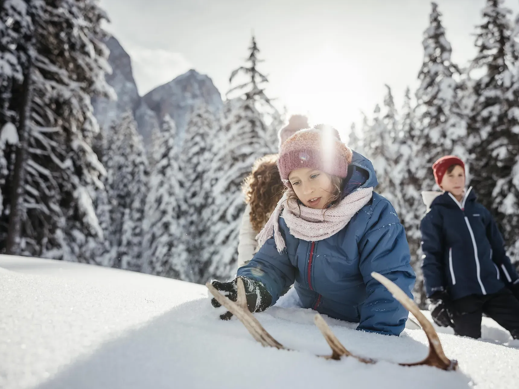Dolomiti Ranger - Alla ricerca di tracce nella neve