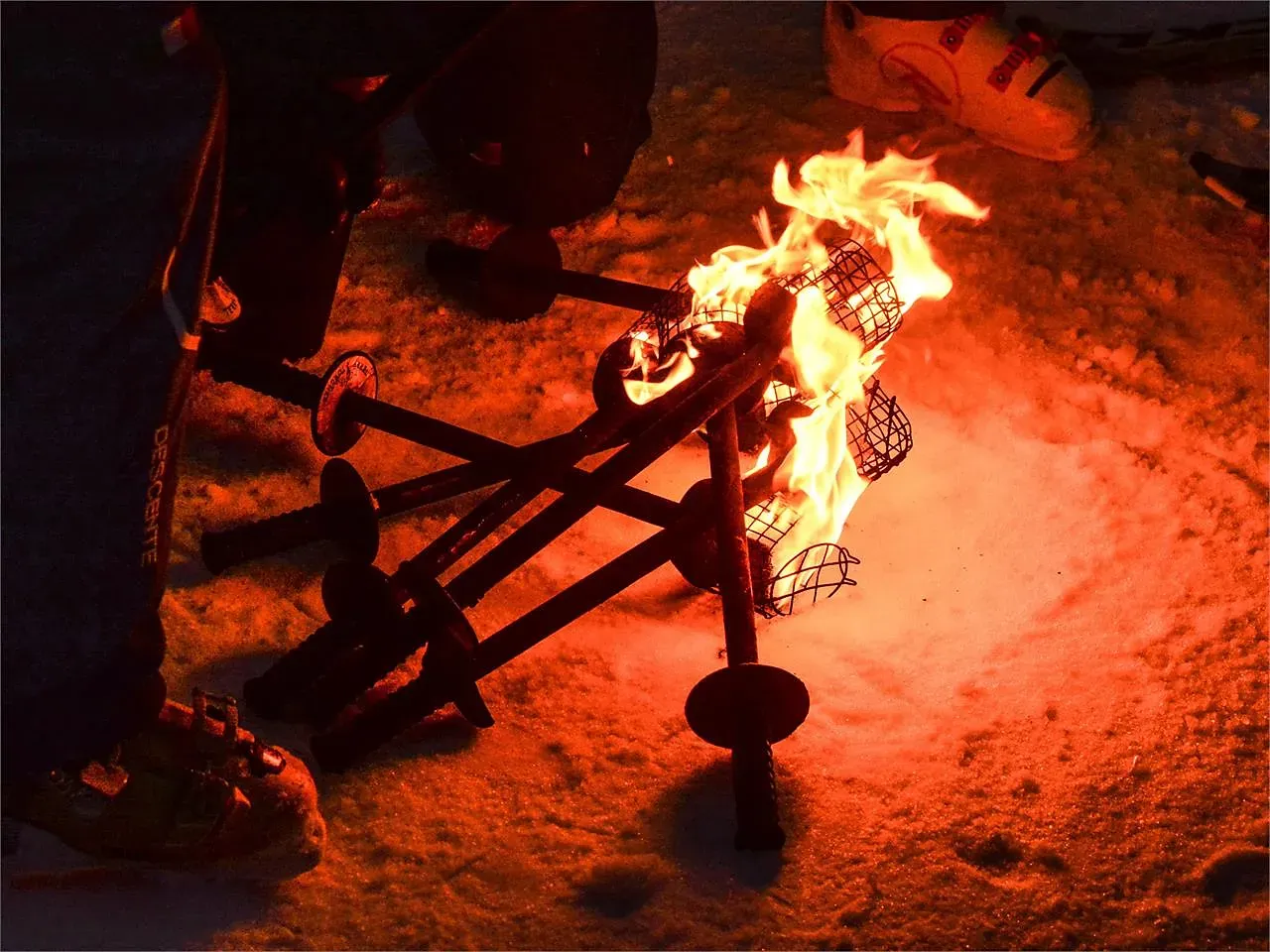 Passeggiata con le fiaccole nella Valle di Marebbe Passeggiata con le fiaccole nella Valle di Marebbe